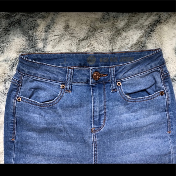 Light Blue Jeggings - Picture 3 of 5